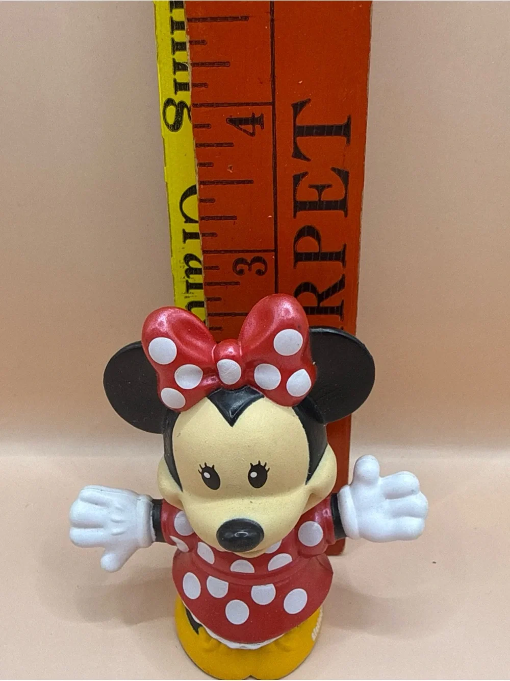 MINNIE MOUSE Disney LITTLE PEOPLE 2022 Mattel Red and White Polka Dot Dress Bow
